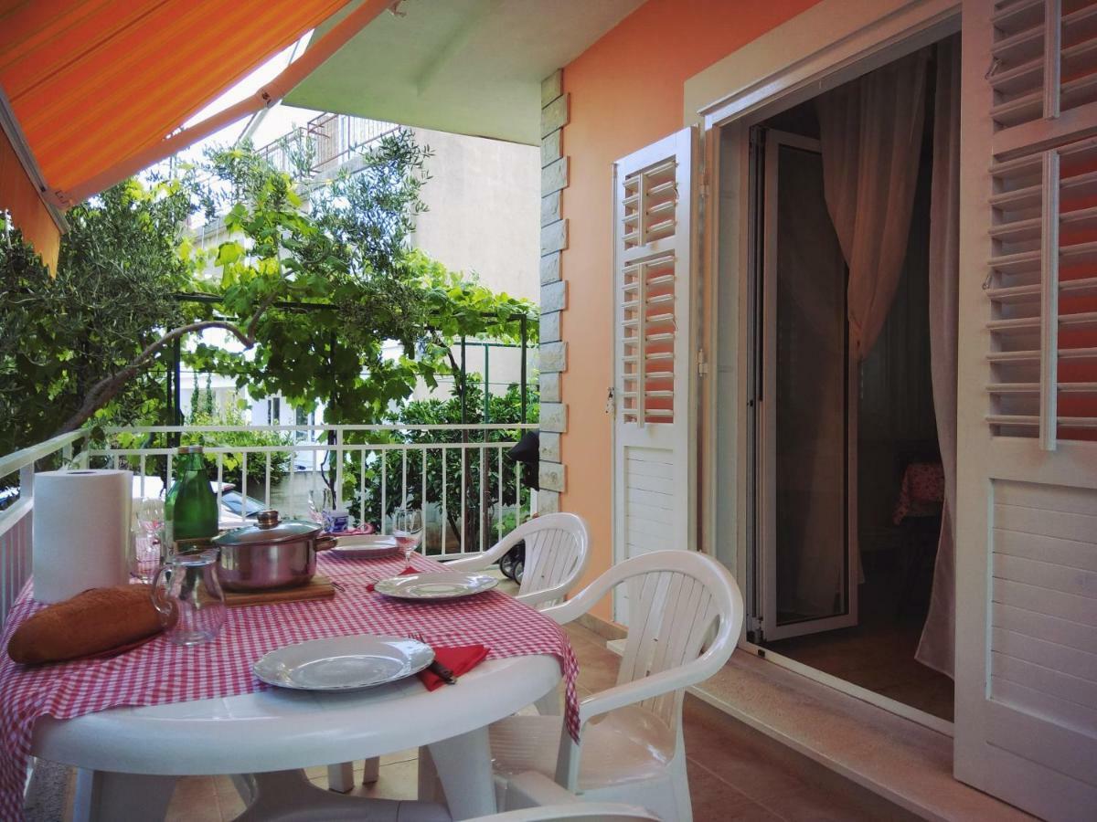 Apartman Antulov Srima Exterior photo